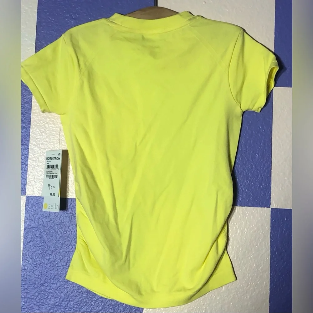 NWT Zella Super Stretchy Athletic Tee in Yellow - Size S (7-8)